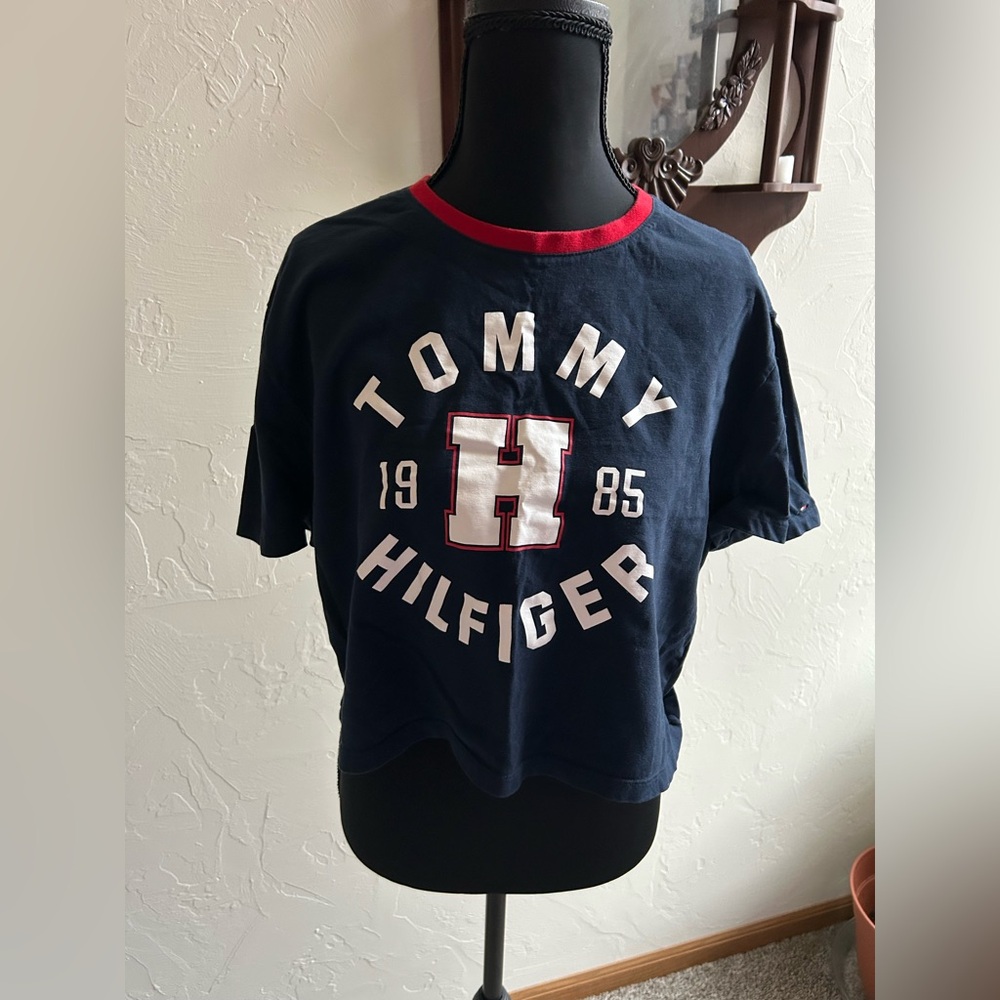 Tommy Hilfiger GraphiccCrop Top